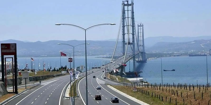 istanbul İzmir Otoyolu Osmangazi Köprüsü